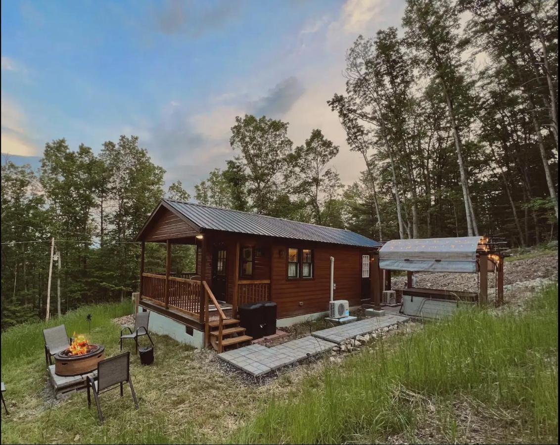Holiday home Dreamy Couples In The Shenandoah Forrest